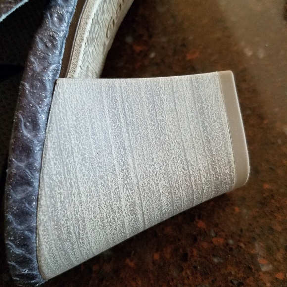 $265 Open Toe Heel Slingback Grey Sandals/Booties - Picture 3 of 11